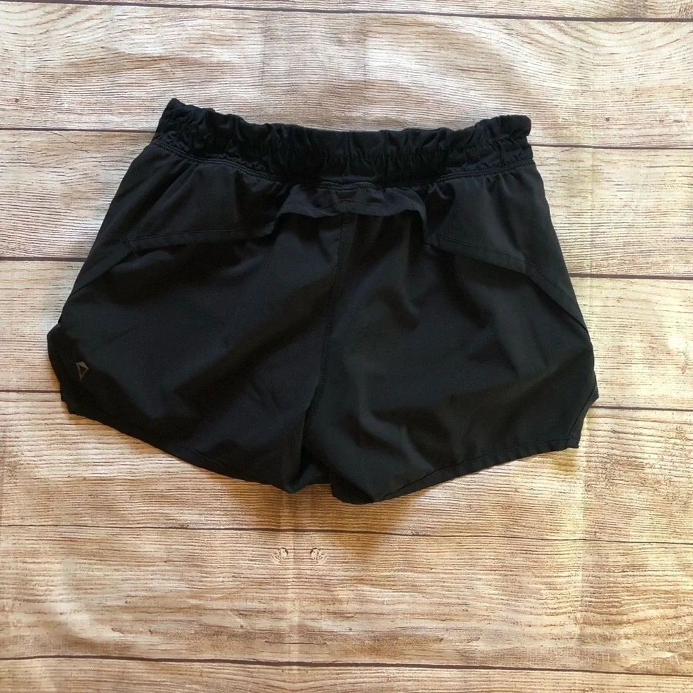 Ivivva black shorts